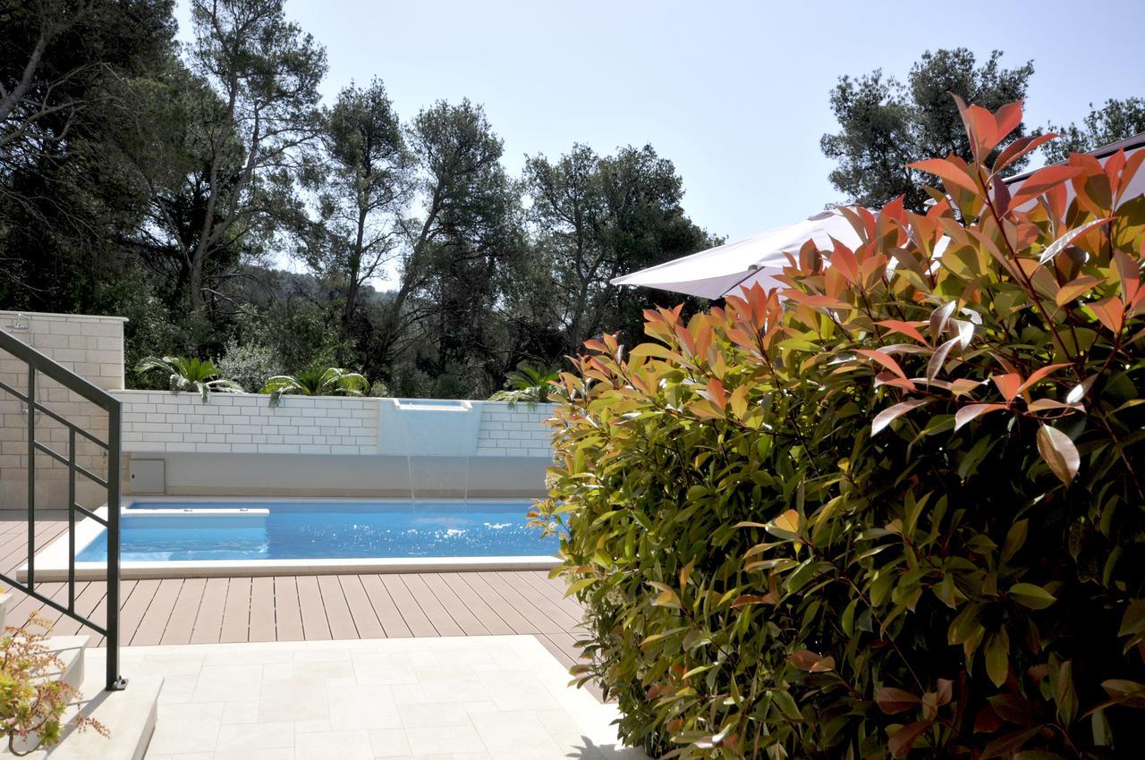 Villa Fani - Apartments In Trogir Bagian luar foto