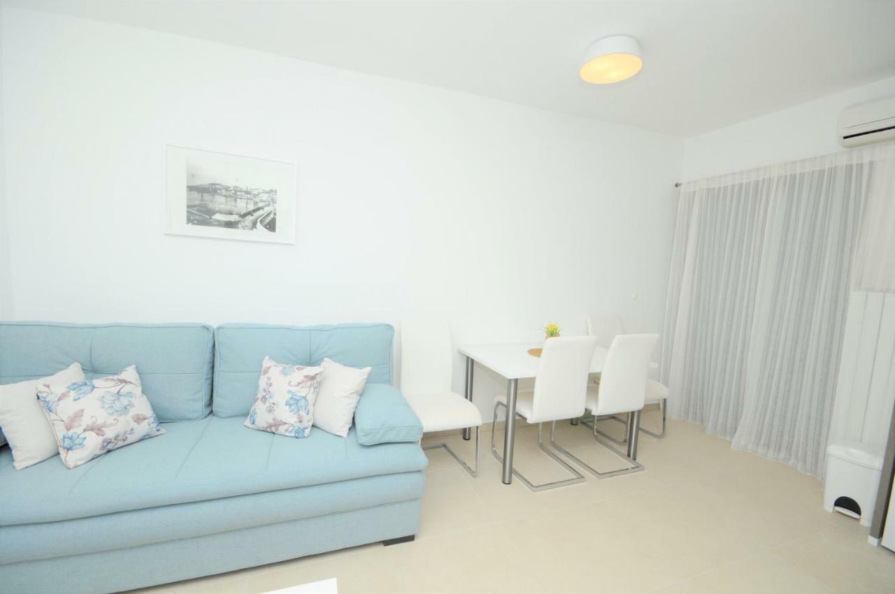 Villa Fani - Apartments In Trogir Bagian luar foto